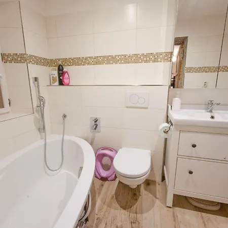 V Roprachticich U Vysokeho Nad Jizerou Апартаменты