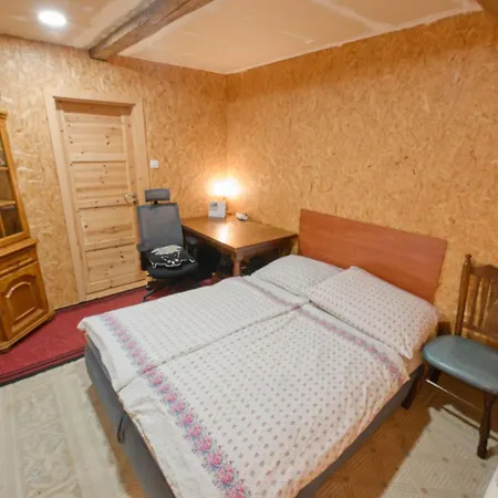 V Roprachticich U Vysokeho Nad Jizerou Apartman *